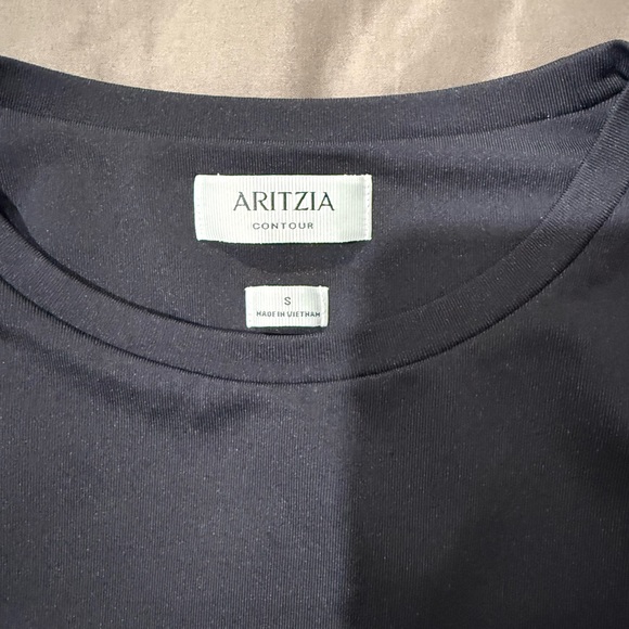 ARITZIA ORIGINAL CONTOUR THUMBHOLE LONGSLEEVE - Picture 4 of 5